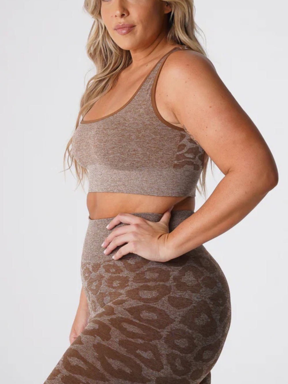 NVGTN Mocha Leopard Eclipse Seamless Bra - Picture 2 of 6